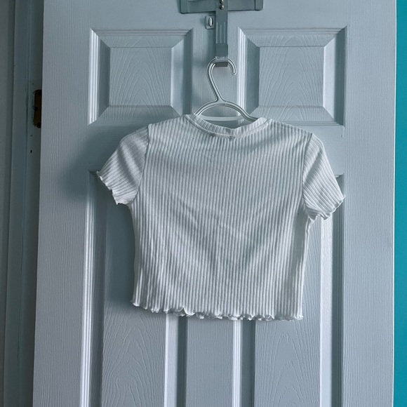 Shein Ribbed Crop Top - Picture 2 of 5